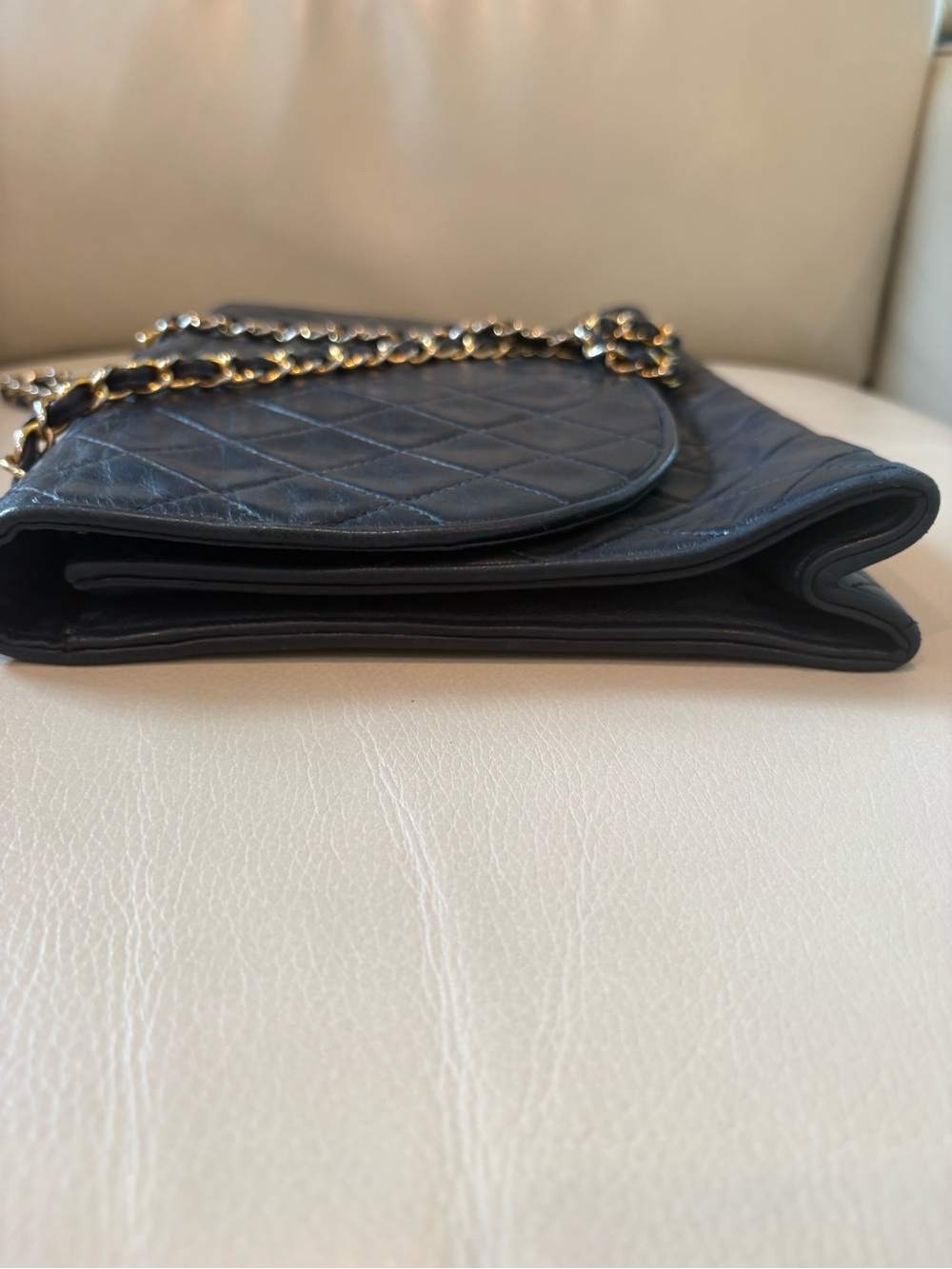 CHANEL Vintage Navy Blue Leather Shoulder Bag with Gold Chain and Tassel w COA - Picture 12 of 16